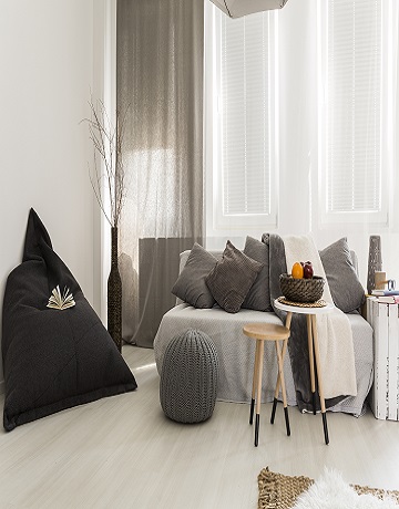 Tips for Getting the Summer Look and Feel with Your Dubai Blinds