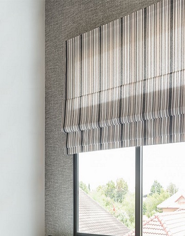 Types of Linings to Choose for Roman Blinds