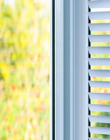 Which Window Dressings Matter When It Comes to Your Family’s Privacy
